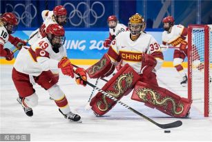 冬奥会-最后1分钟连进两球 中国女冰3-1丹麦逆转取首胜